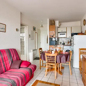 https://appartement-a-moins-de-100m-de-la-plage-du-bourg-pour-4.inbrittany.com